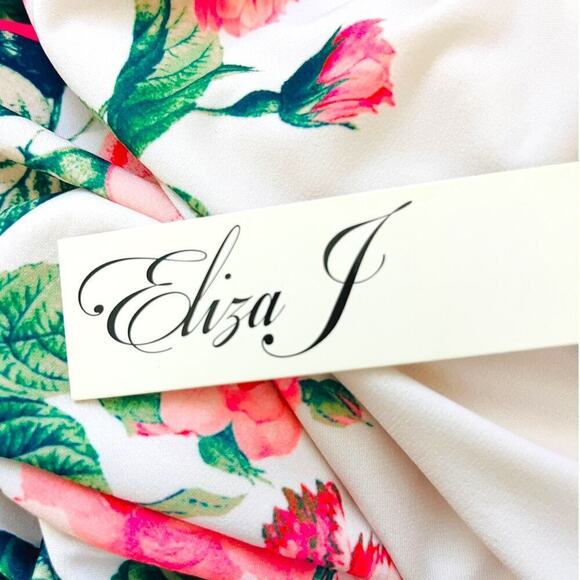 Eliza J NWT Border Rose Print Sheath Dress Ballet Neck Elbow-Sleeve Women's Sz 6 - Picture 4 of 5